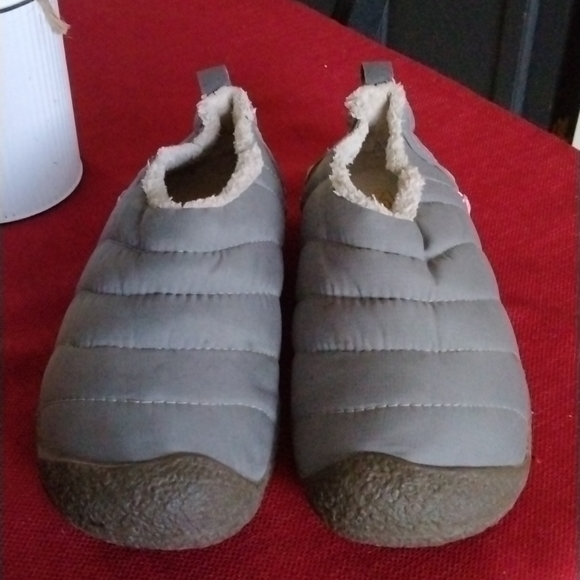 KEEN SLIPPERS - Picture 2 of 11